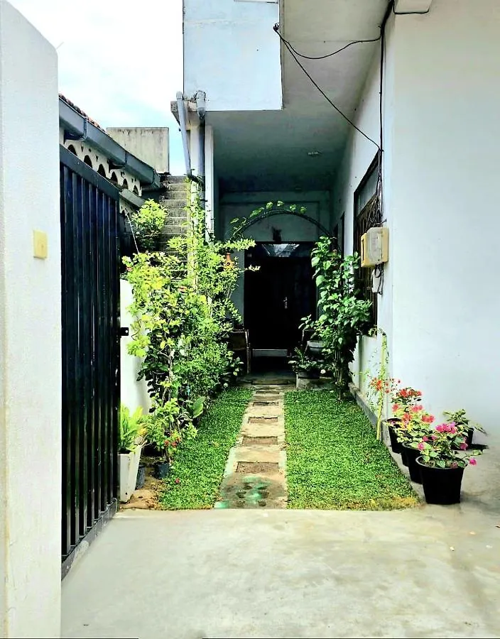 Aloevera Villa نيجومبو