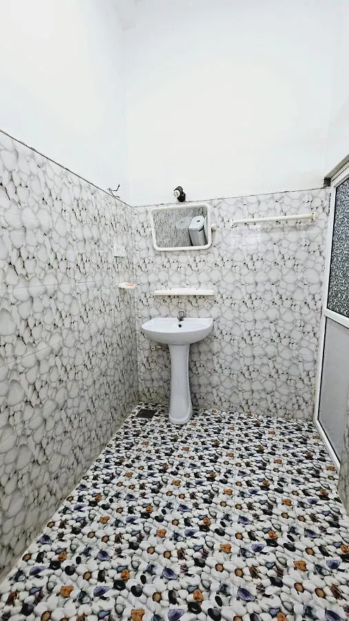 Aloevera Villa نيجومبو