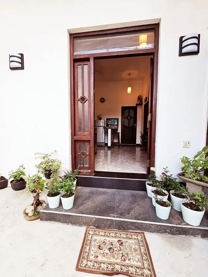 بيت ضيافة Aloevera Villa نيجومبو